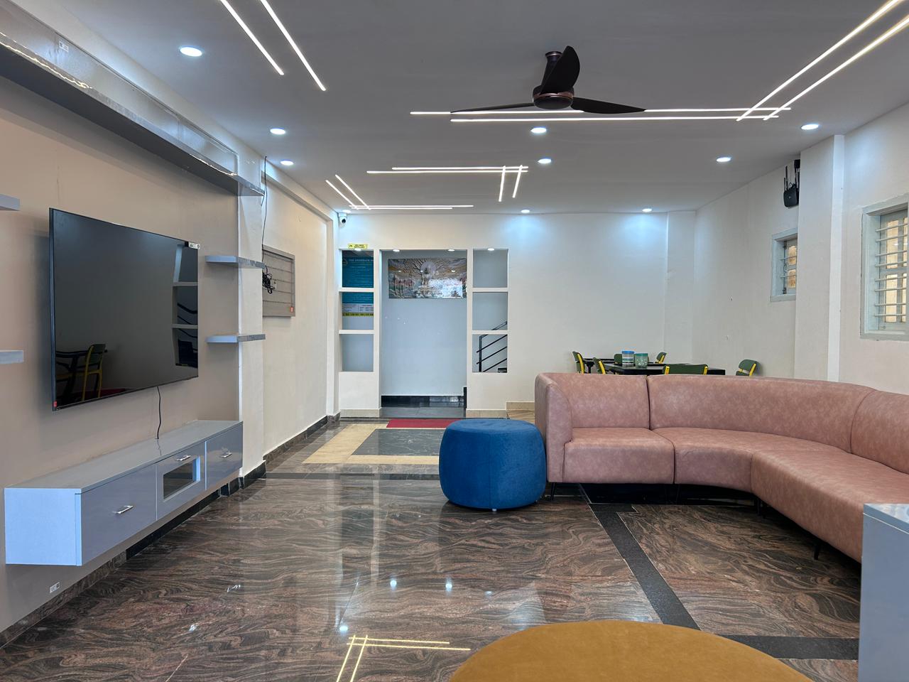 TV with SOFA