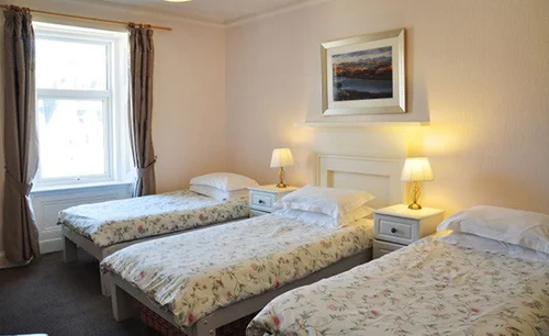 Triple sharing room at THE BROOKLYN INN PREMIUM CO-LIVING/GENTS PG